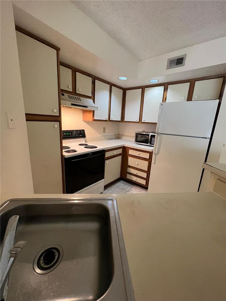 Listing photo 20 for Vista Isles