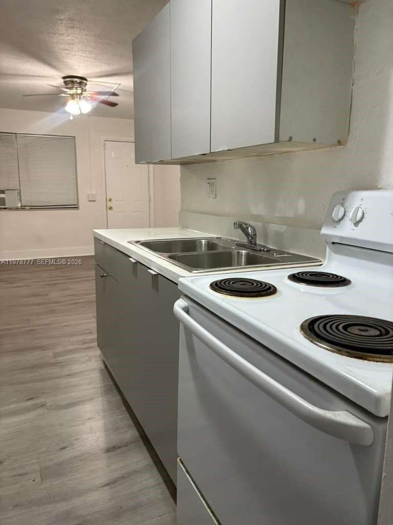 Listing photo 4 for 1715 NW 8th Ct Unit#1, Fort Lauderdale, FL, 33311