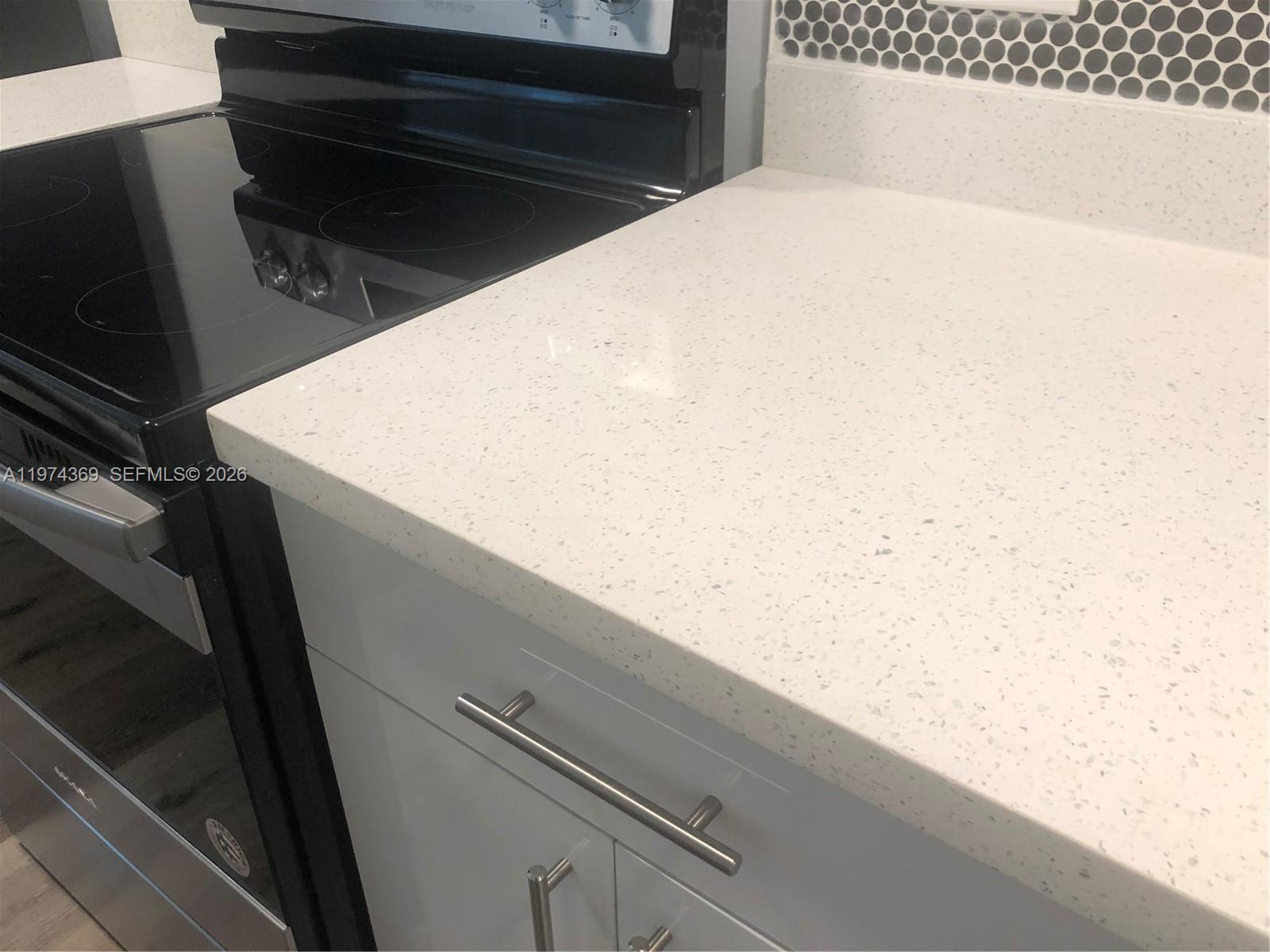 Listing photo 2 for 1016 NE 17th Ave Unit#4, Fort Lauderdale, FL, 33304