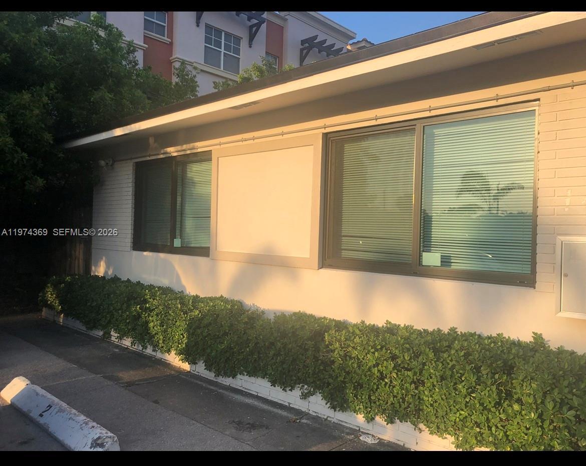 Listing photo 3 for 1016 NE 17th Ave Unit#4, Fort Lauderdale, FL, 33304