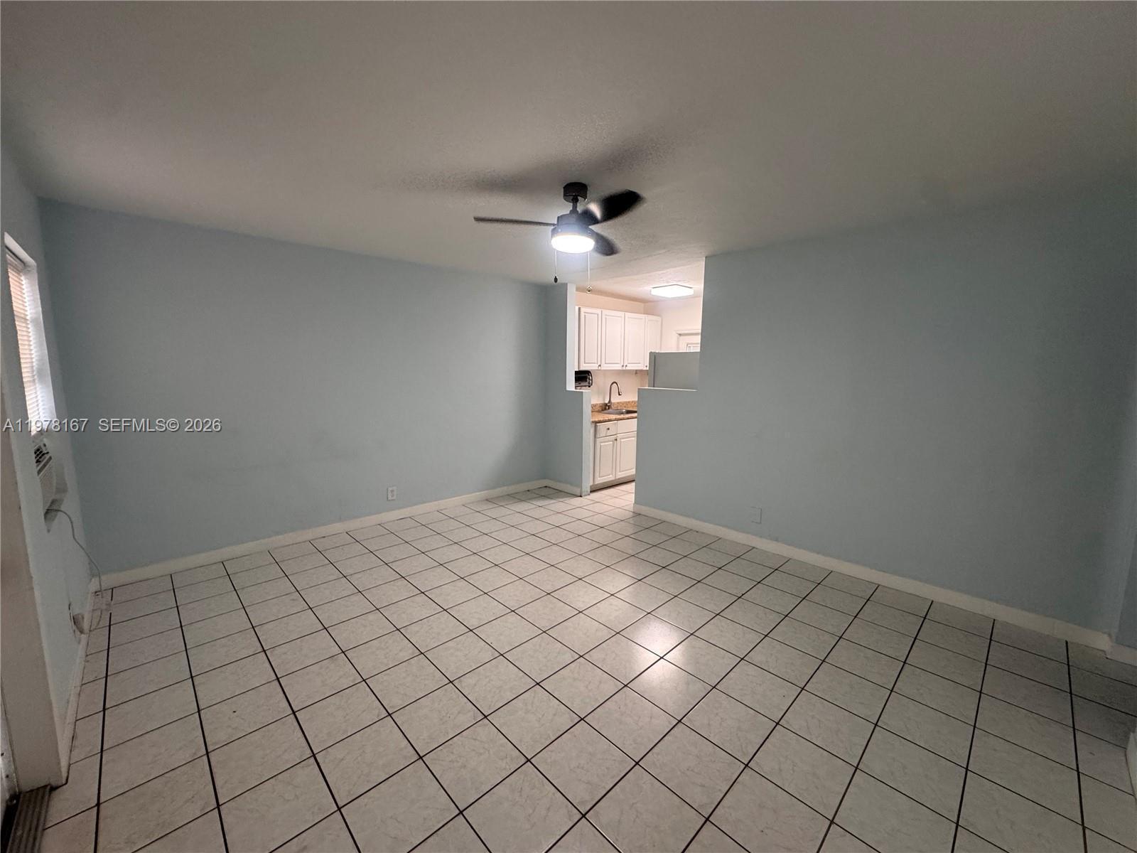 Listing photo 5 for 2900 N Ocean Blvd Unit#1, Fort Lauderdale, FL, 33308