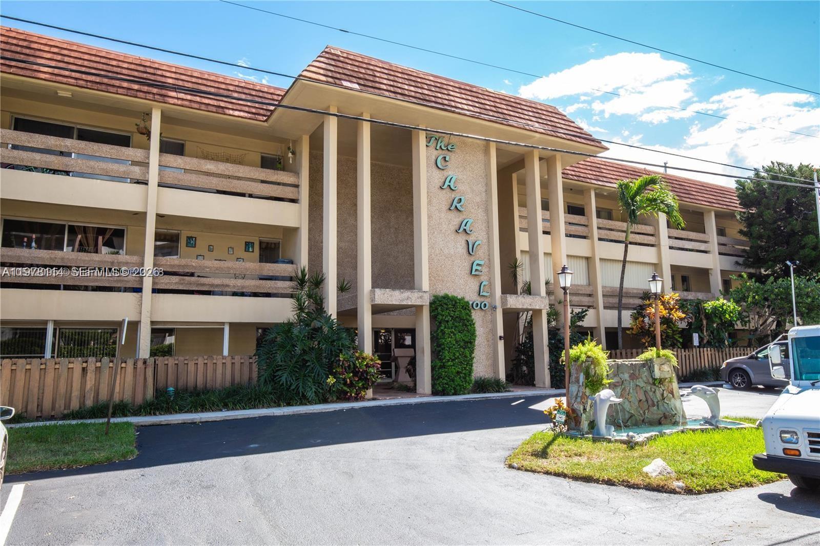 Listing photo 3 for 1700 SE 15th St Unit#114, Fort Lauderdale, FL, 33316