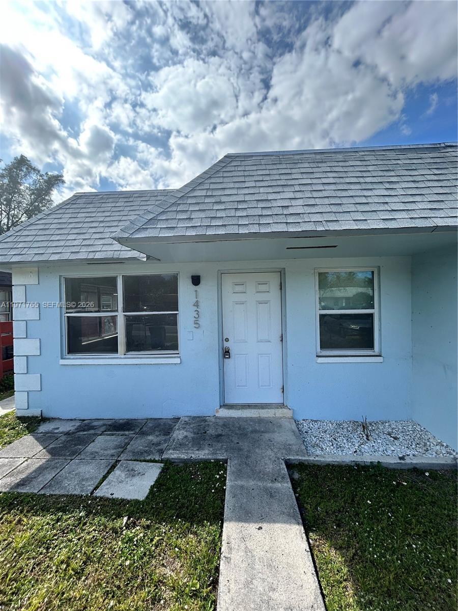 Listing photo 3 for 1435 NW 8th Ave Unit#1435, Fort Lauderdale, FL, 33311