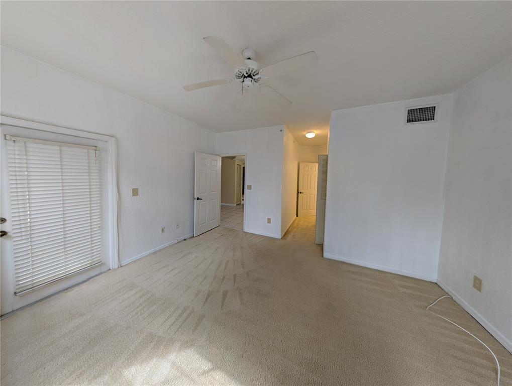 Listing photo 3 for 761 SW 148th Avenue Unit#915, Davie, FL, 33325