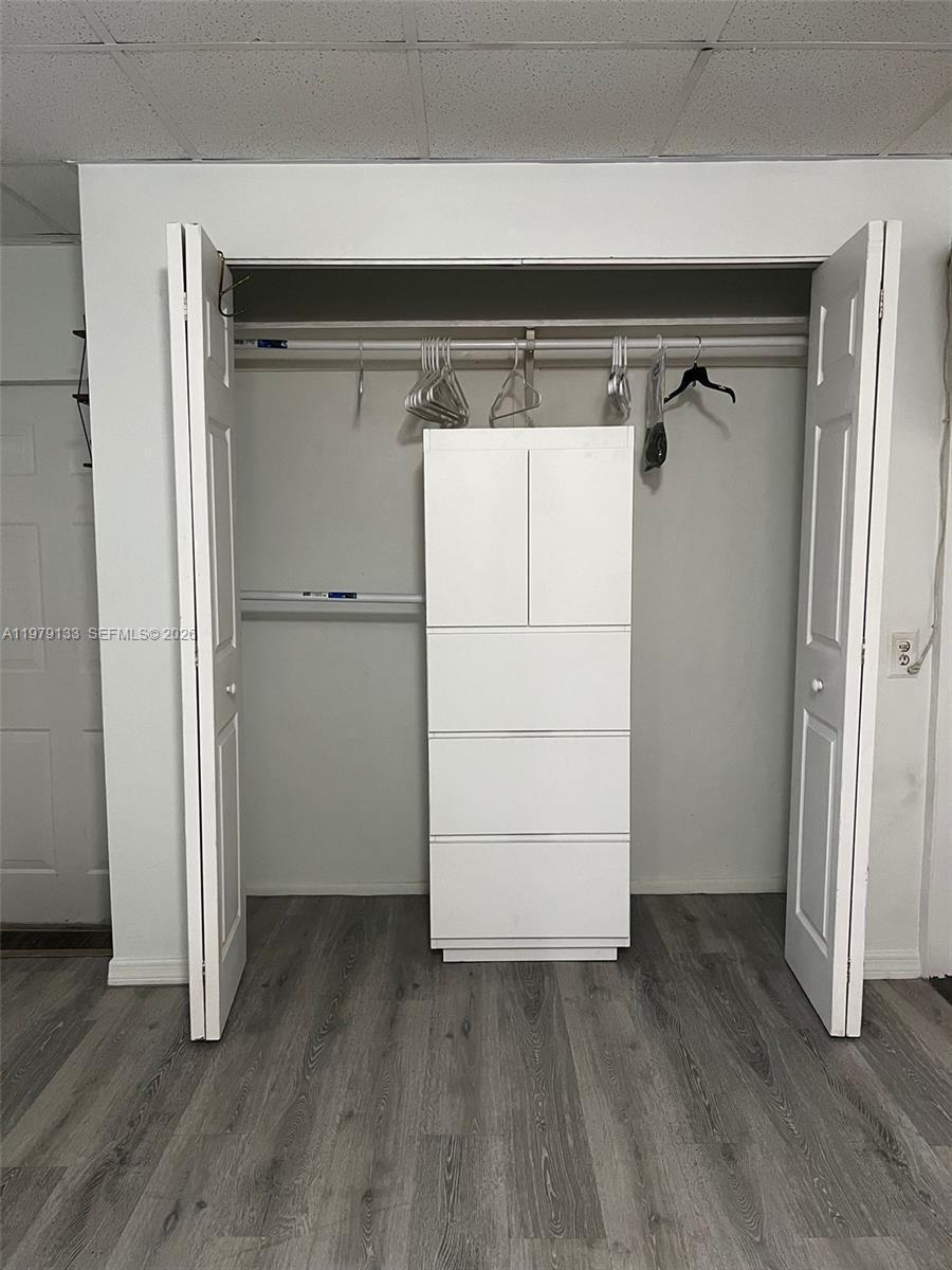Listing photo 5 for 9731 NW 24th St Unit#Front Unit, Sunrise, FL, 33322