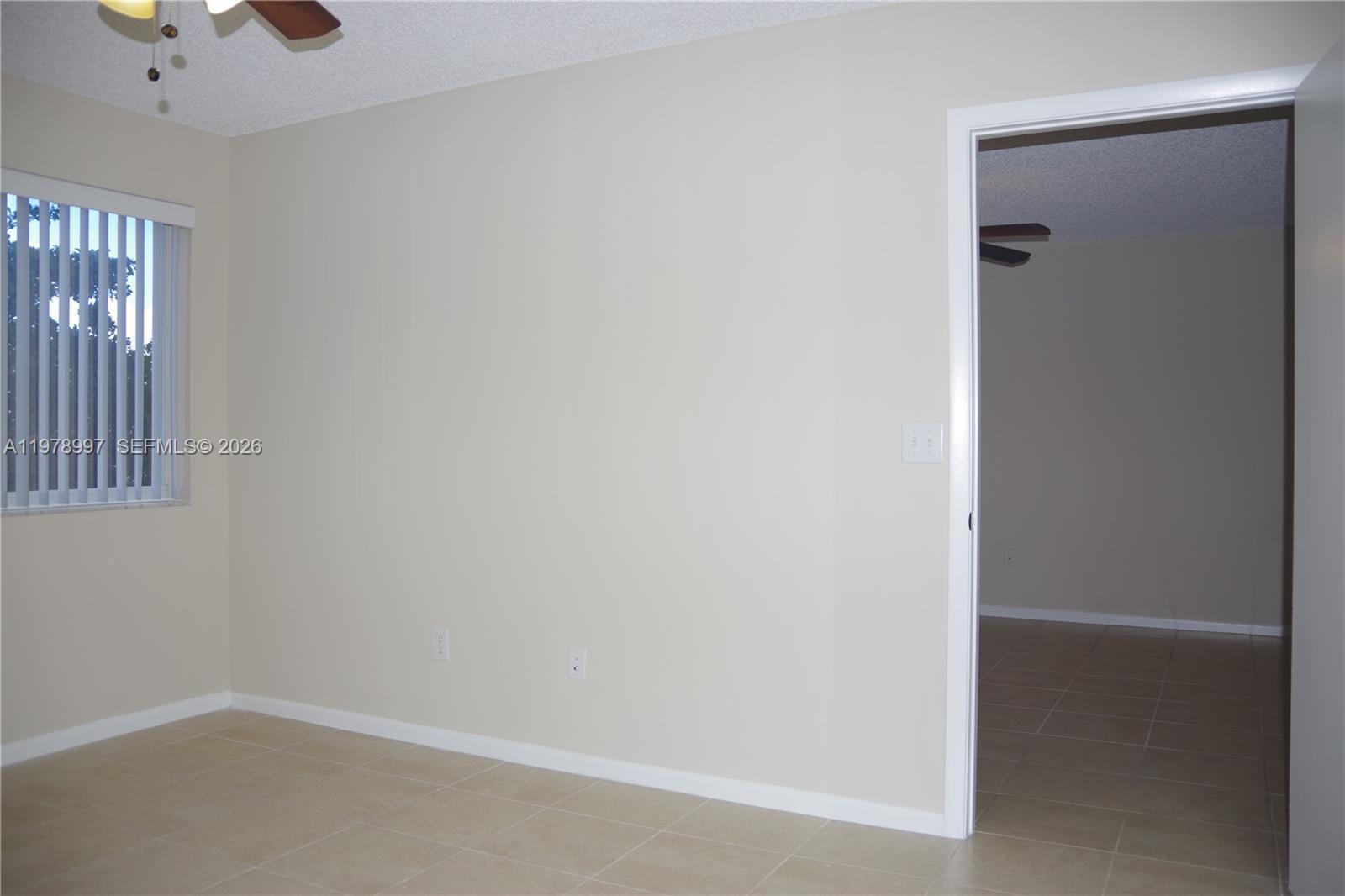 Listing photo 2 for 9511 Weldon Cir Unit#G315, Tamarac, FL, 33321