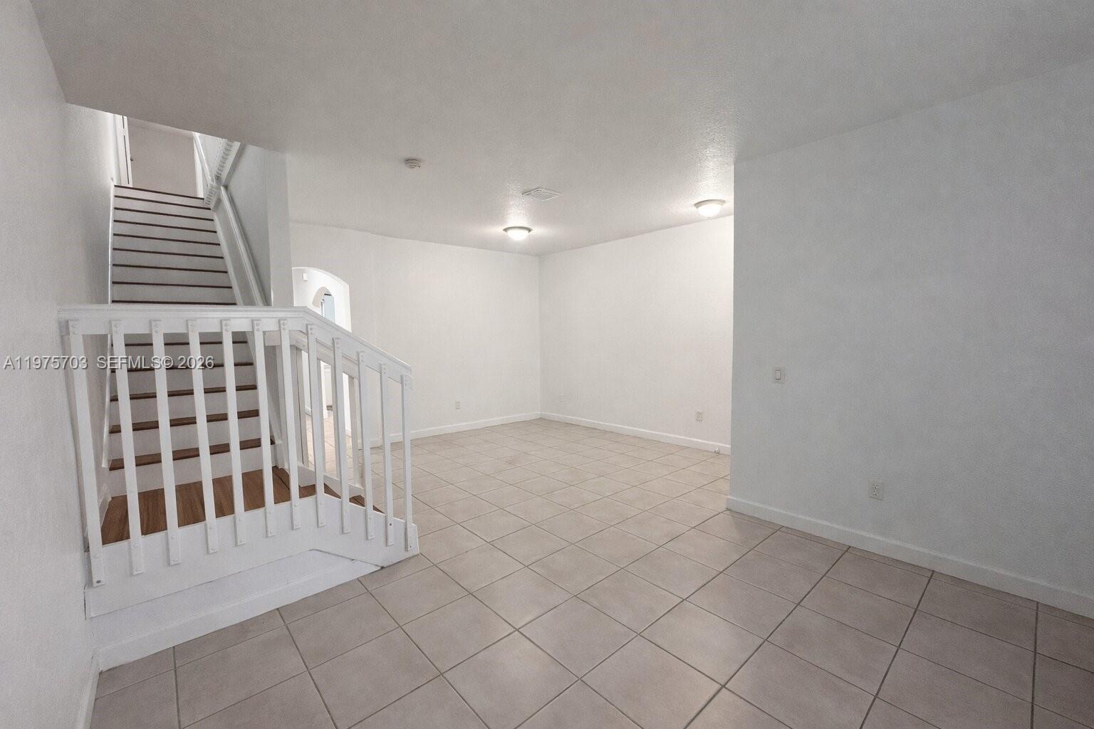 Listing photo 5 for 4134 SW 158th Ave Unit#34, Miramar, FL, 33027
