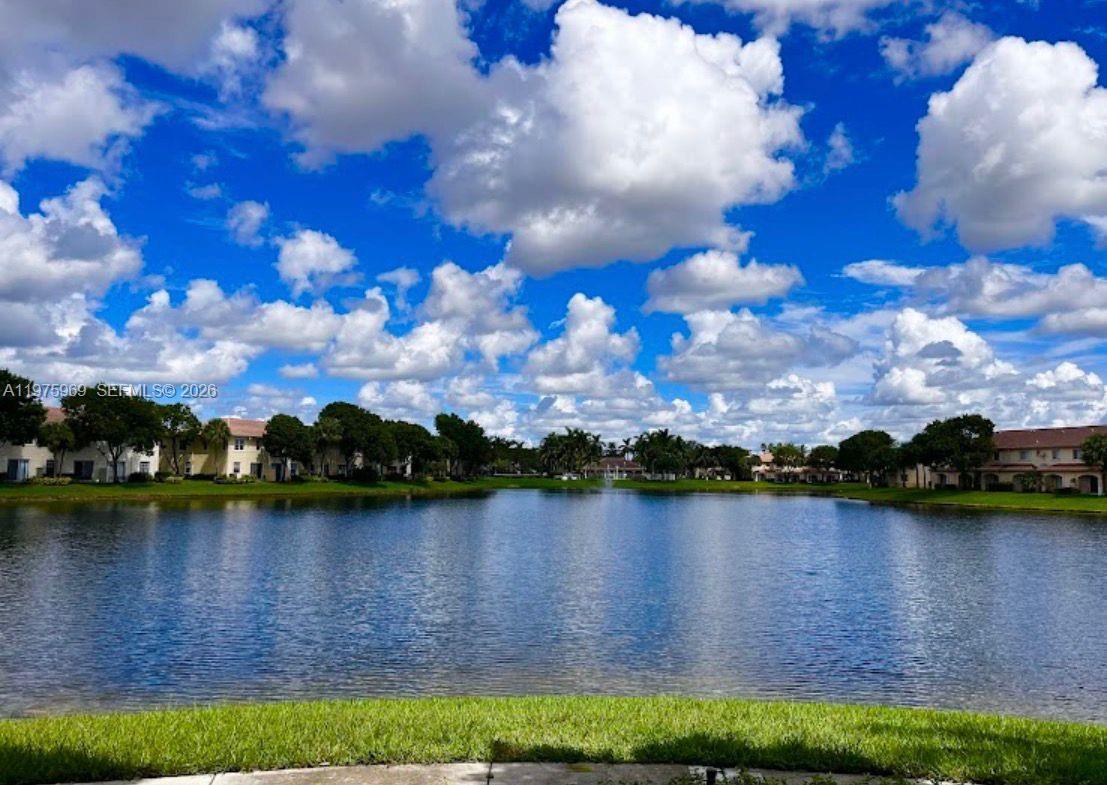 Listing photo 5 for 8344 SW 27 Unit#107, Miramar, FL, 33025