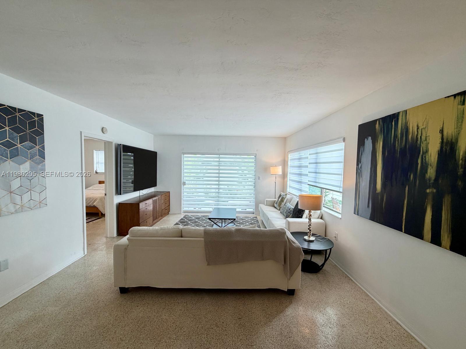Listing photo 5 for 1135 101st St Unit#3, Bay Harbor Islands, FL, 33154