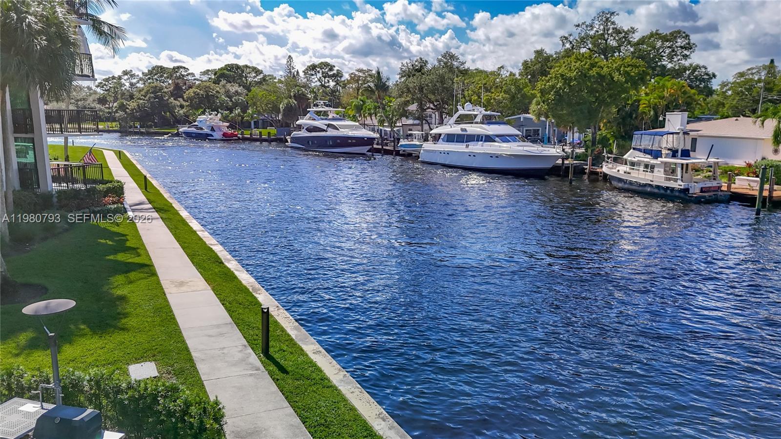 Listing photo 3 for 1350 River Reach Dr Unit#118, Fort Lauderdale, FL, 33315