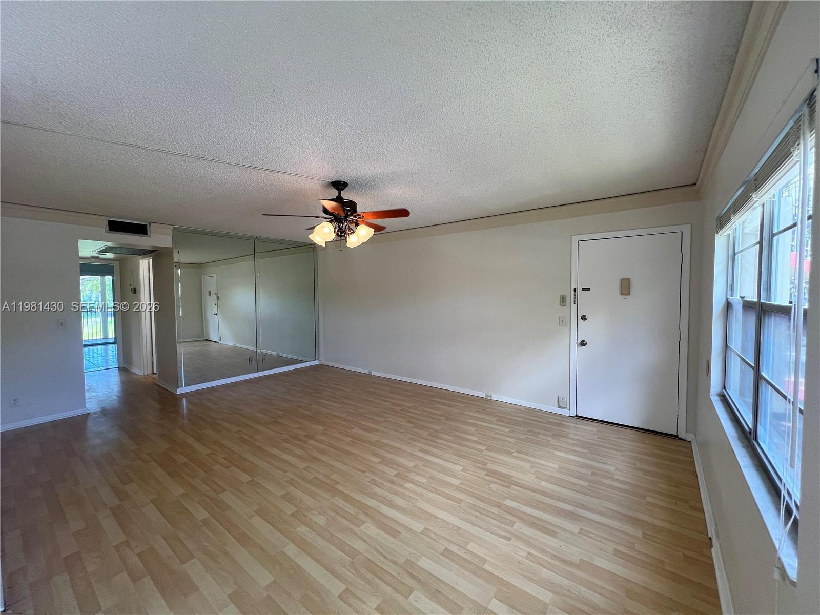 Listing photo 3 for 850 SW 133rd Ter Unit#201B, Pembroke Pines, FL, 33027