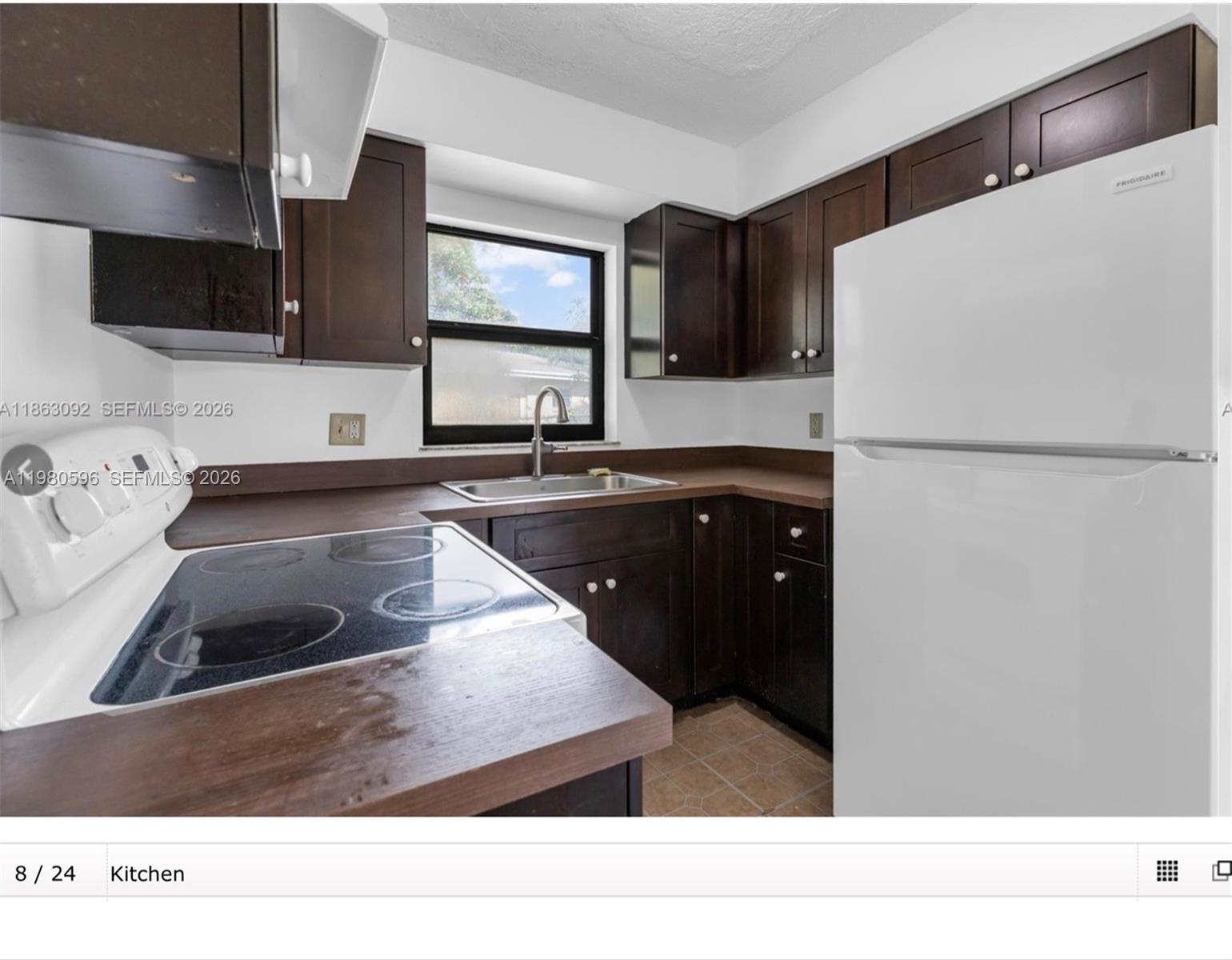 Listing photo 2 for 1451 NW 19th St Unit#1-3, Fort Lauderdale, FL, 33311