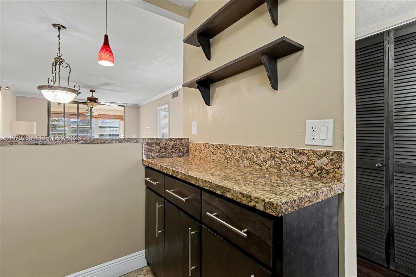 Listing photo 2 for 6650 Royal Palm Blvd Unit#204C, Margate, FL, 33063
