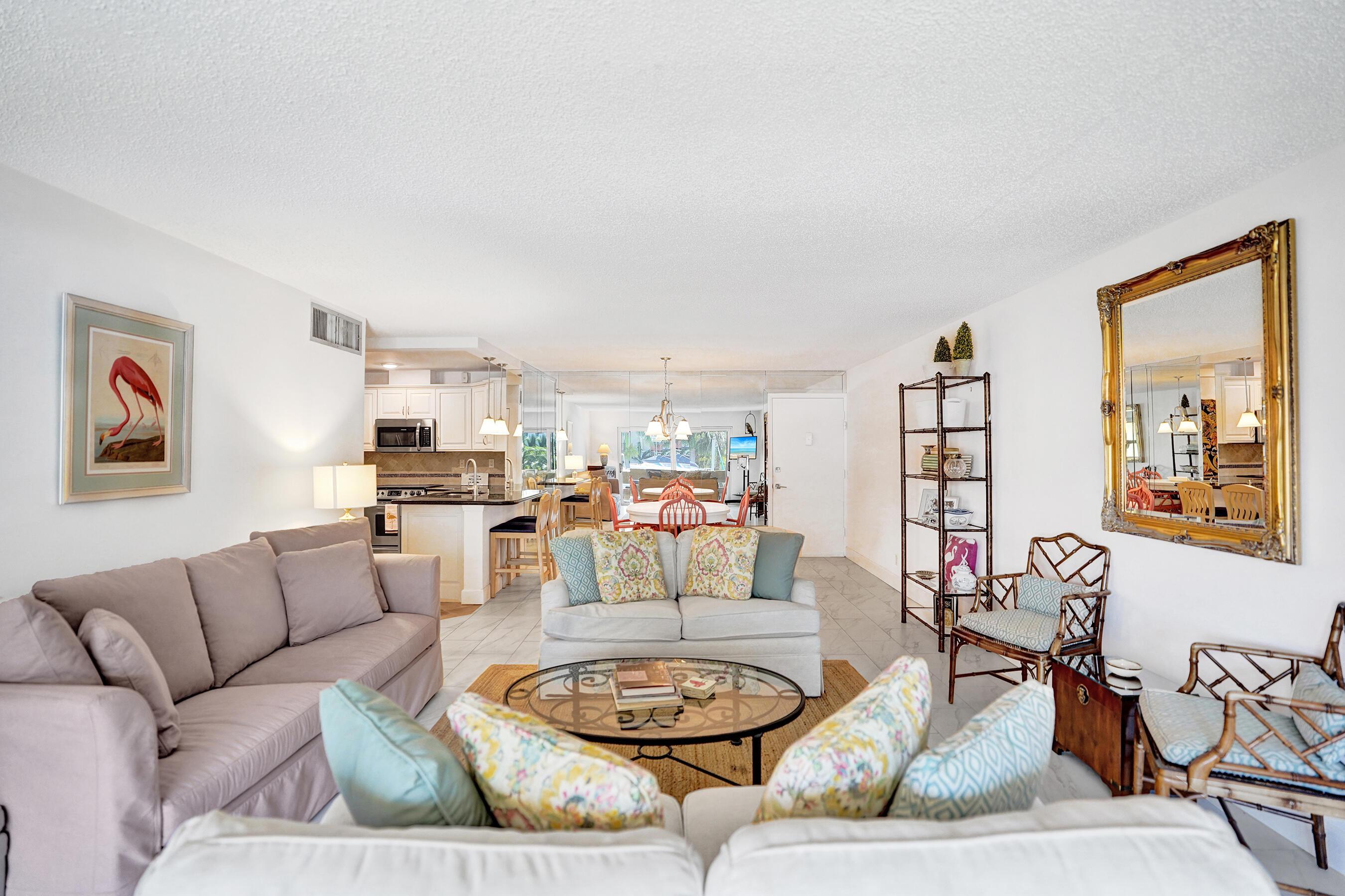 Listing photo 2 for 1700 SE 15th Street Unit#311, Fort Lauderdale, FL, 33316