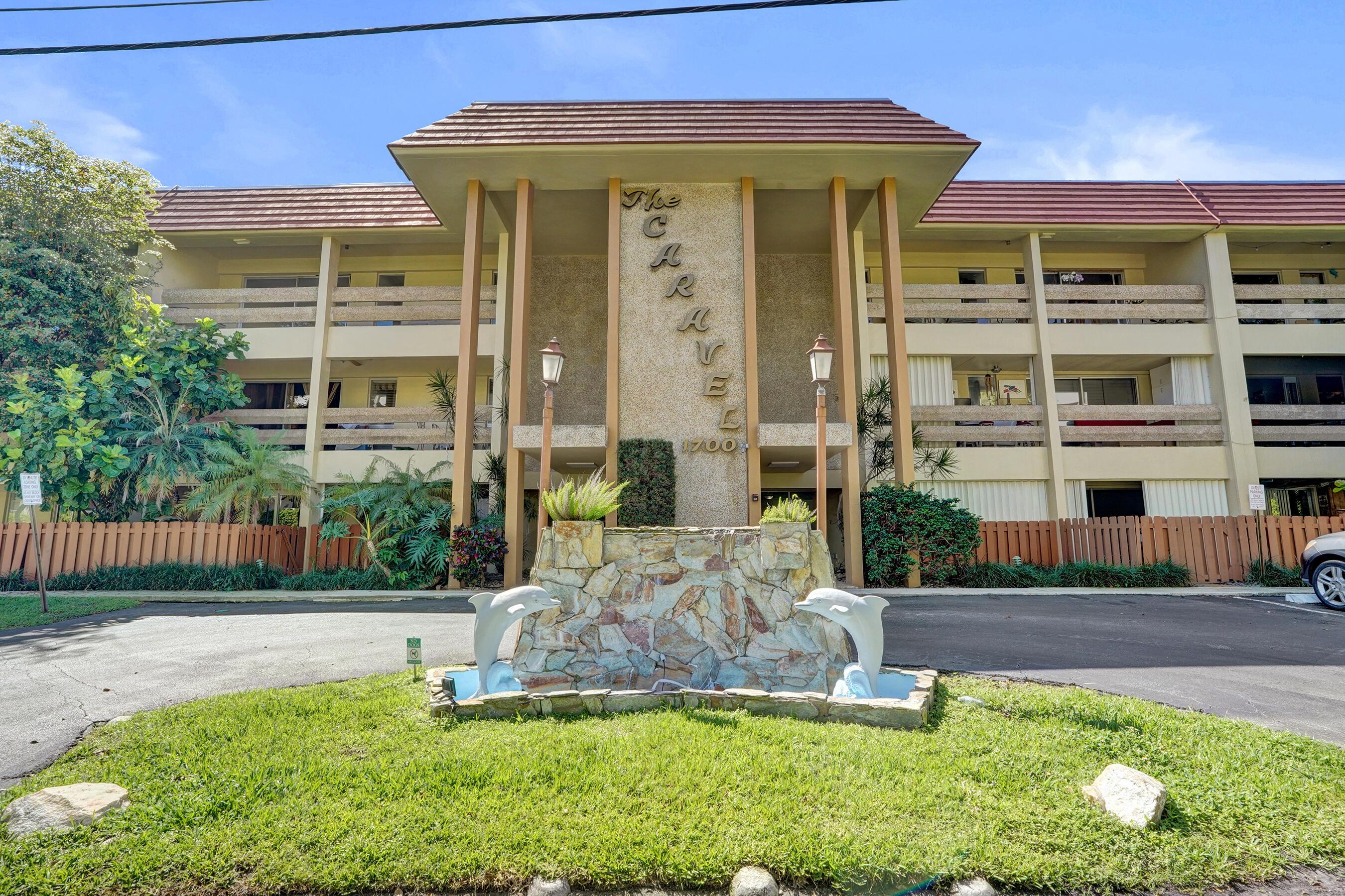 Listing photo 4 for 1700 SE 15th Street Unit#311, Fort Lauderdale, FL, 33316