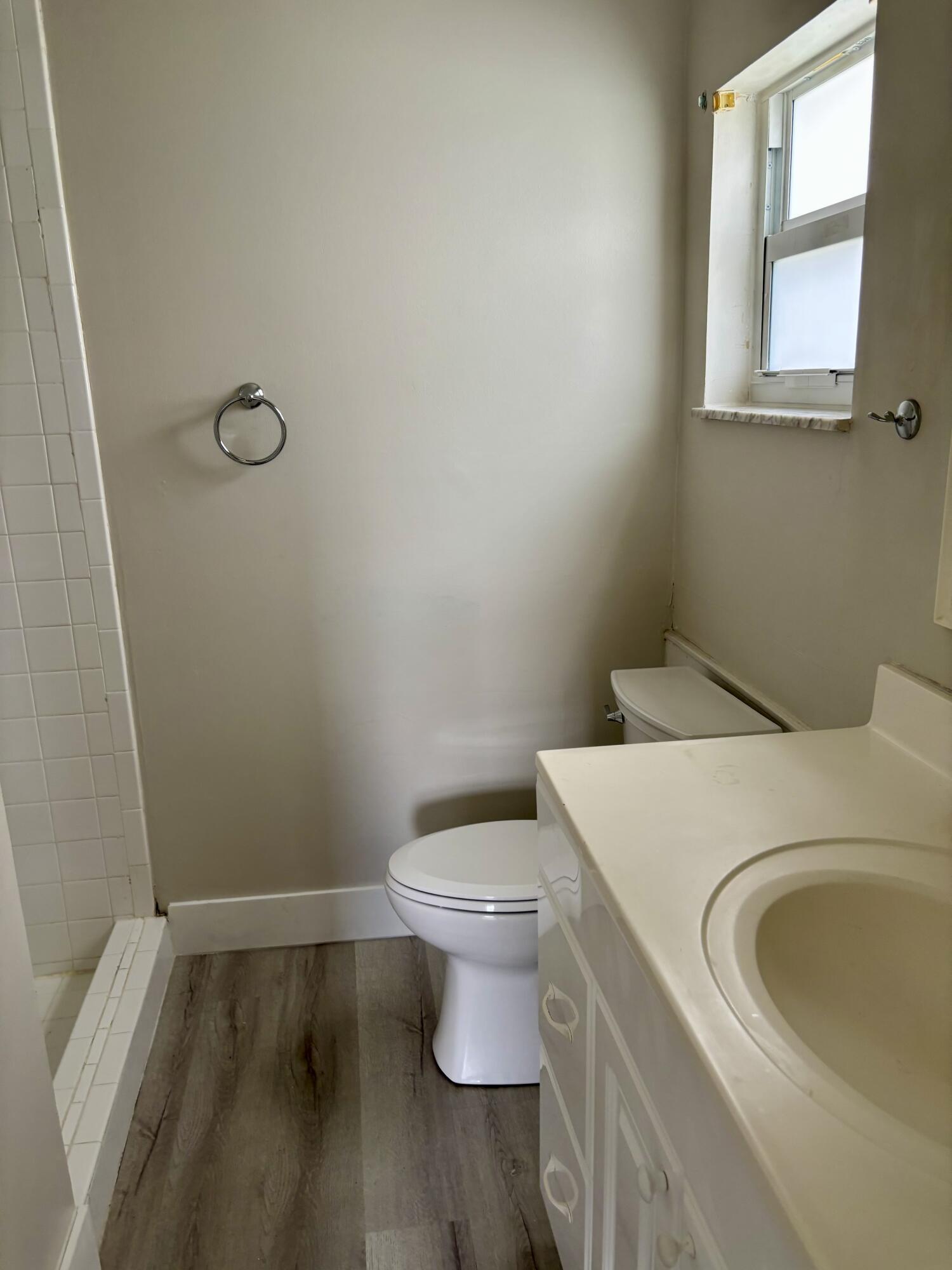 Listing photo 2 for 8536 NW 12th Court, Plantation, FL, 33322