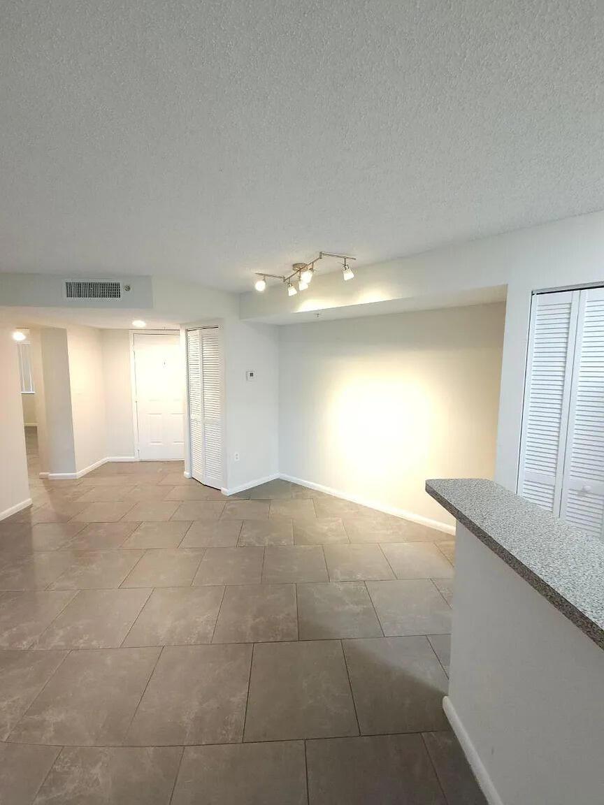 Rental in Plantation, FL