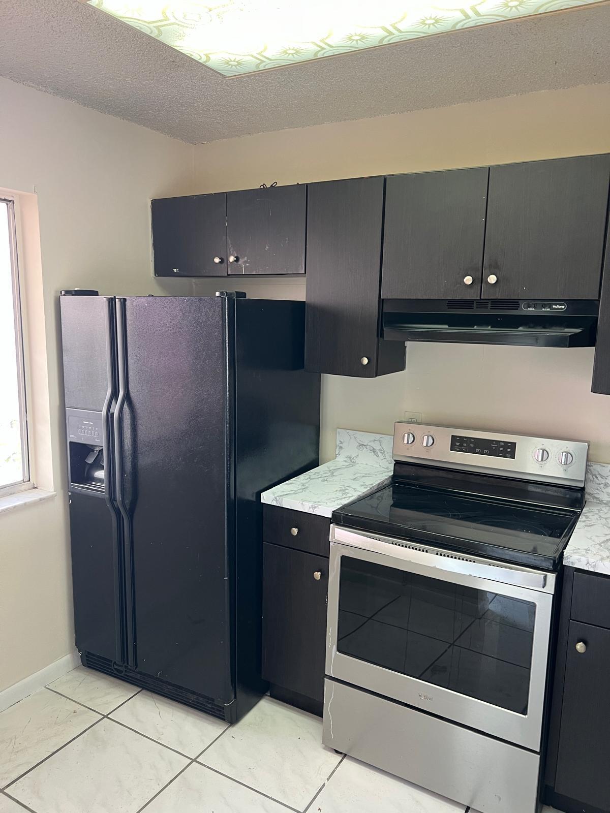 Listing photo 4 for 8600 N Sherman Circle Unit#502, Miramar, FL, 33025