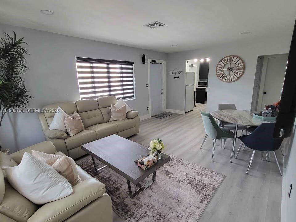 Listing photo 2 for 4095 N ANDREWS Unit#50, Fort Lauderdale, FL, 33309