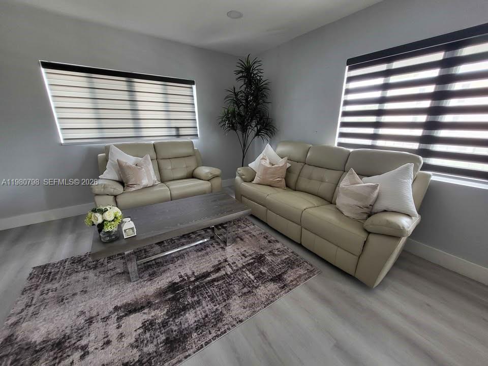 Listing photo 3 for 4095 N ANDREWS Unit#50, Fort Lauderdale, FL, 33309