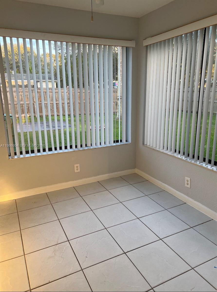 Rental in Cooper City, FL