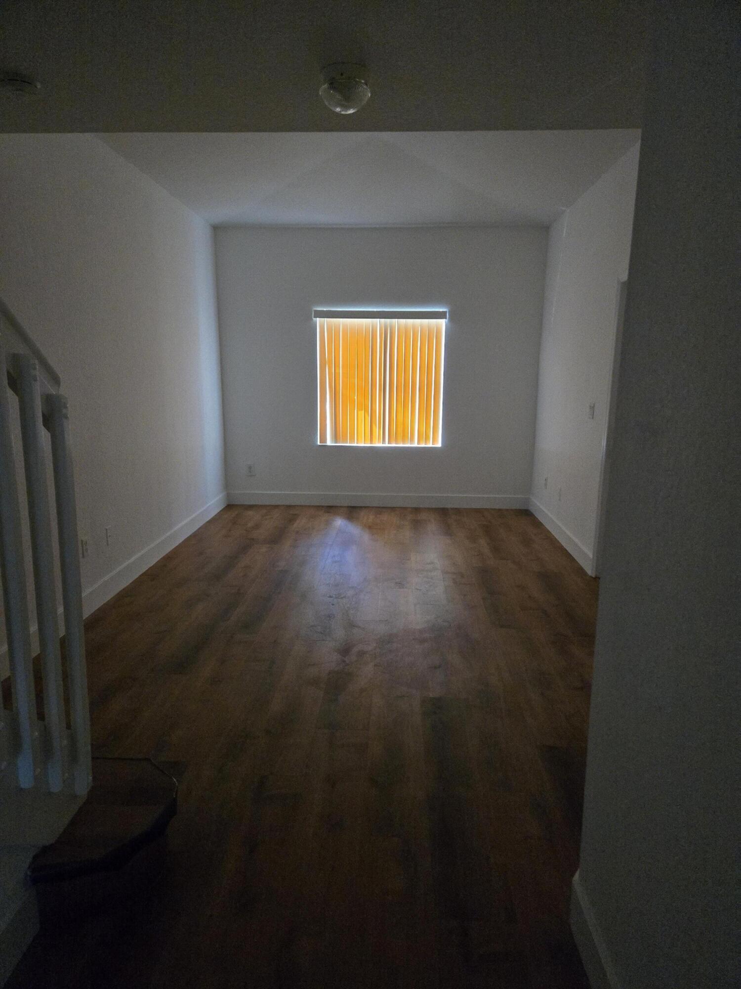 Listing photo 3 for 4944 Leeward Lane Unit#3705, Fort Lauderdale, FL, 33312