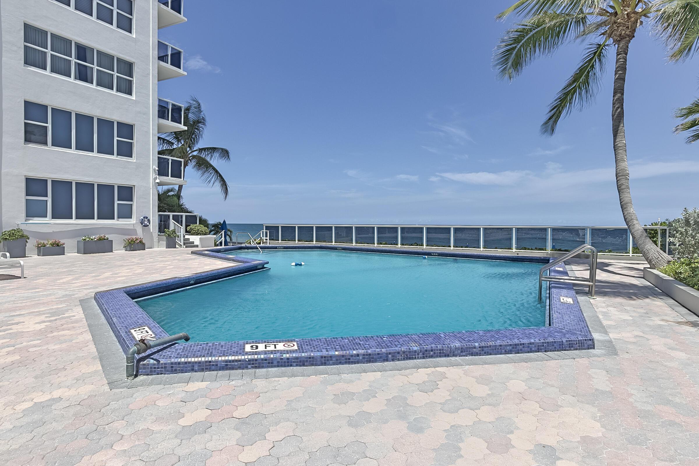 Listing photo 4 for 3700 Galt Ocean Drive Unit#1108, Fort Lauderdale, FL, 33308