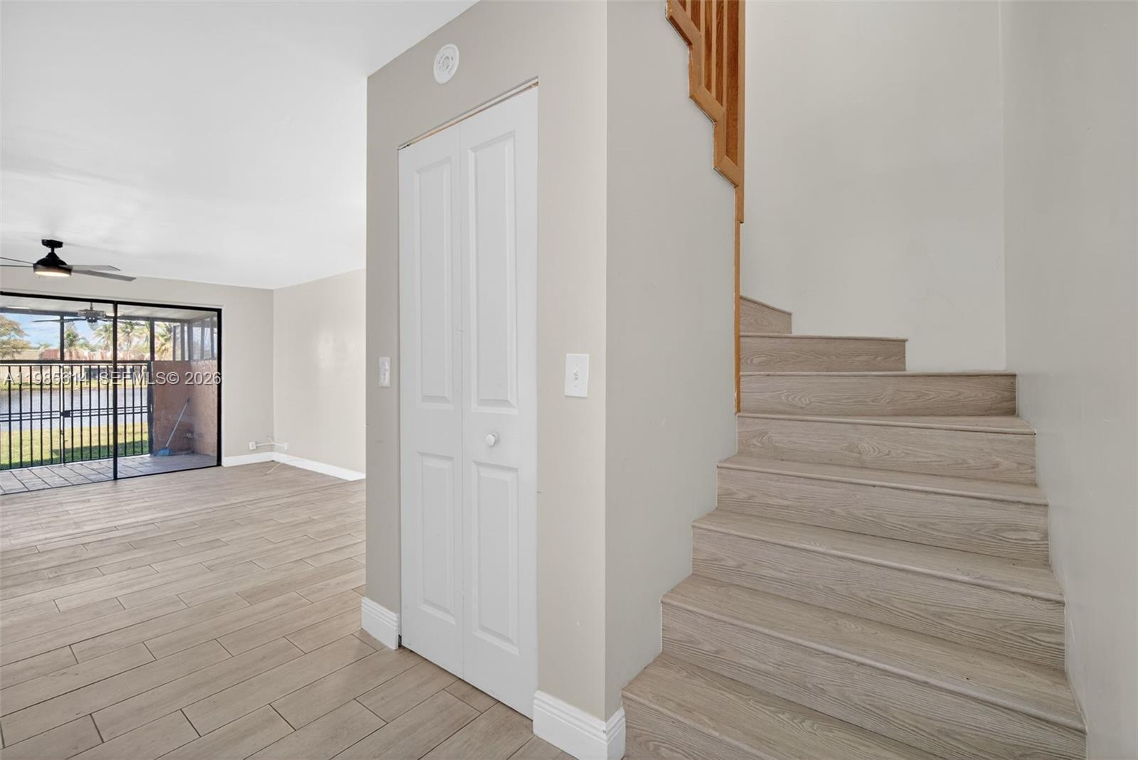 Listing photo 4 for 1451 NW 92nd Ave Unit#191, Pembroke Pines, FL, 33024