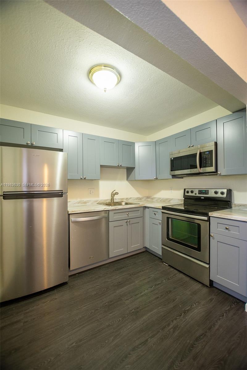 Rental in Plantation, FL