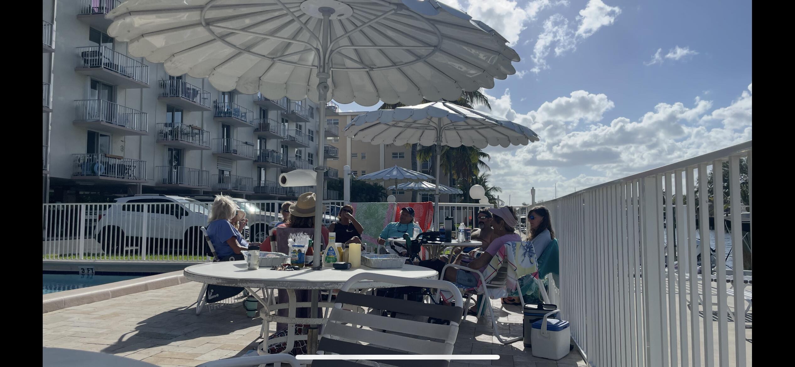 Listing photo 3 for 1731 SE 15th Street Unit#206, Fort Lauderdale, FL, 33316