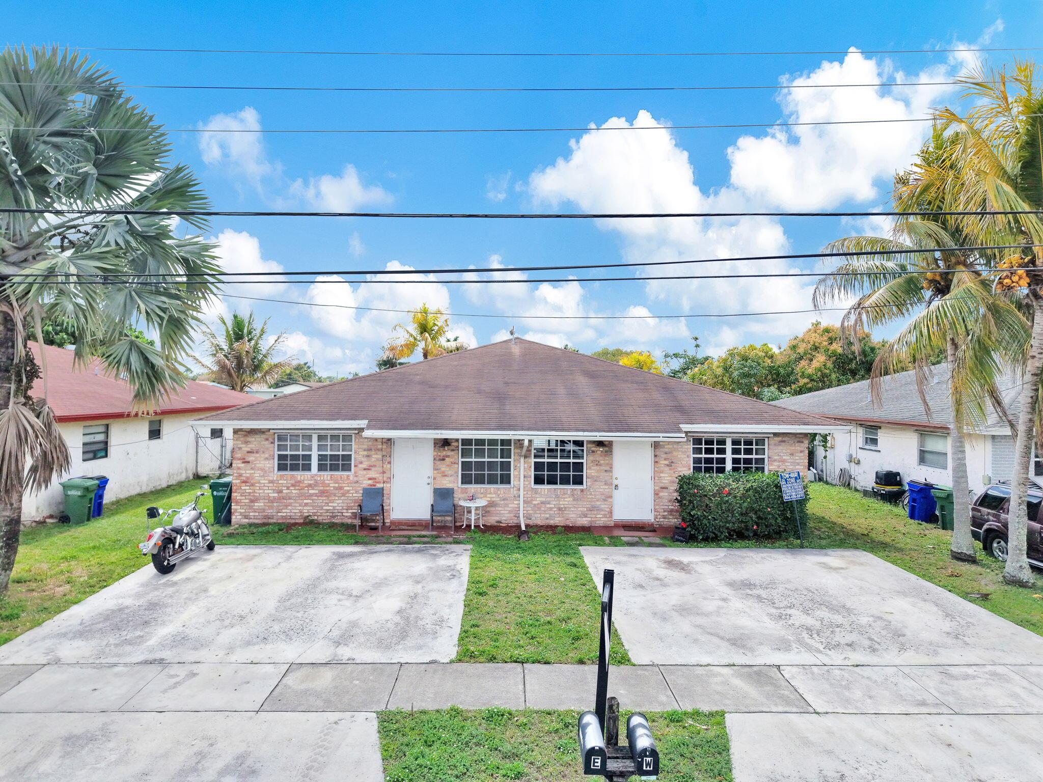 Listing photo 3 for 6542 NW 24th Court Unit#W, Margate, FL, 33063