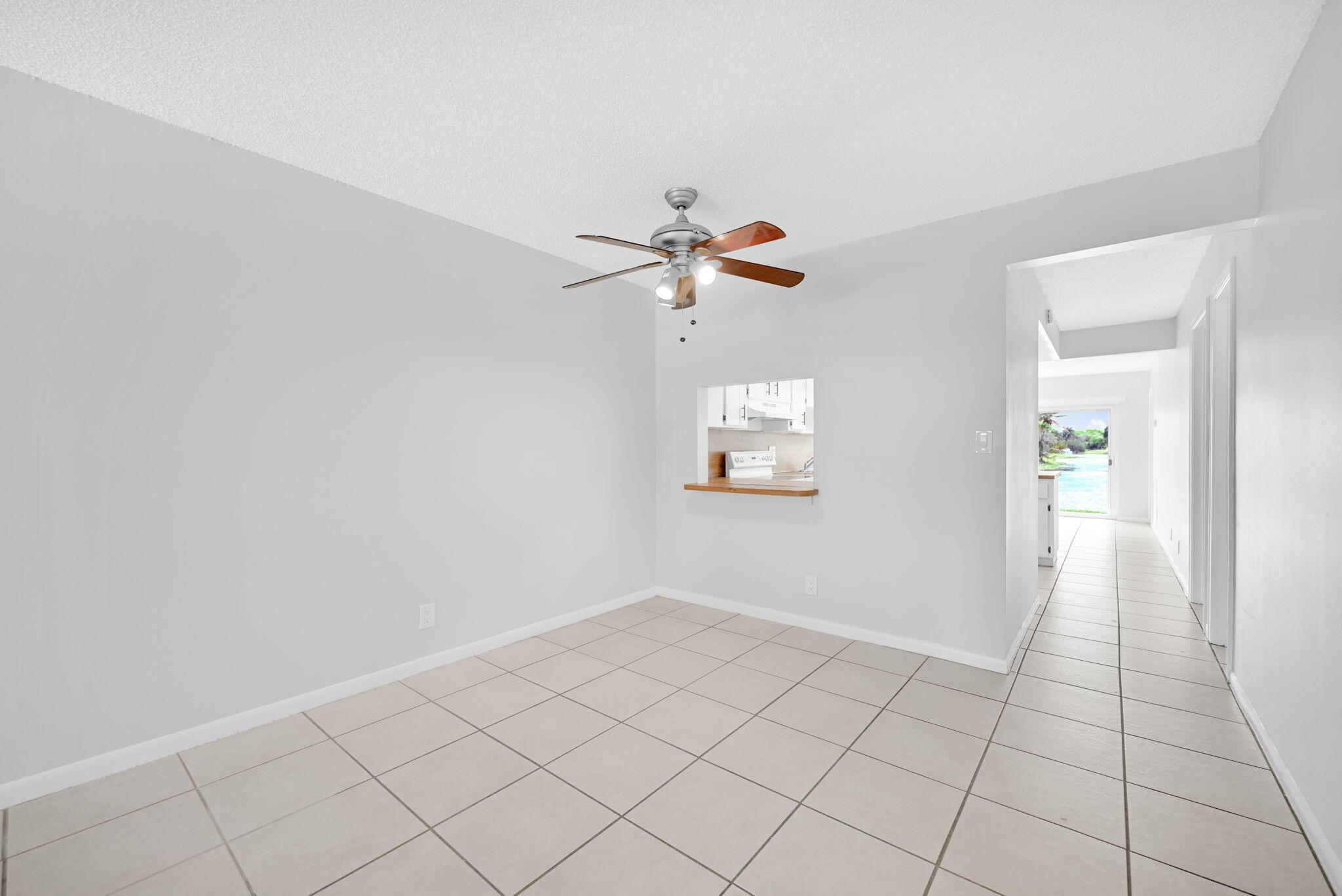 Listing photo 6 for 6542 NW 24th Court Unit#W, Margate, FL, 33063