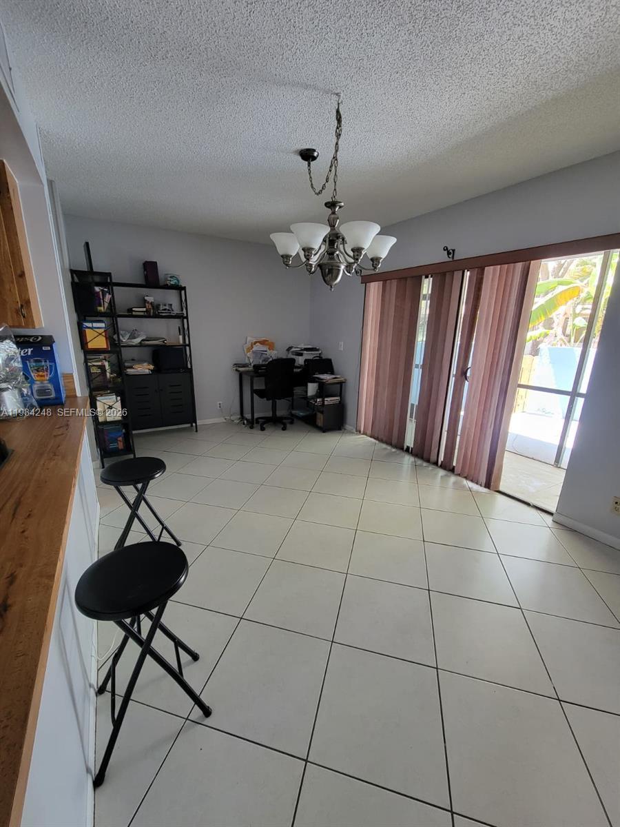 Listing photo 2 for 9787 Riverside Dr Unit#62-4, Coral Springs, FL, 33071