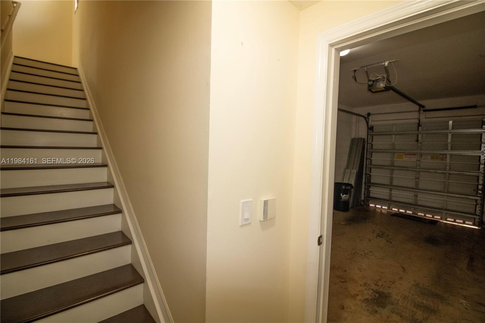 Listing photo 4 for 2469 Centergate Dr Unit#204, Miramar, FL, 33025