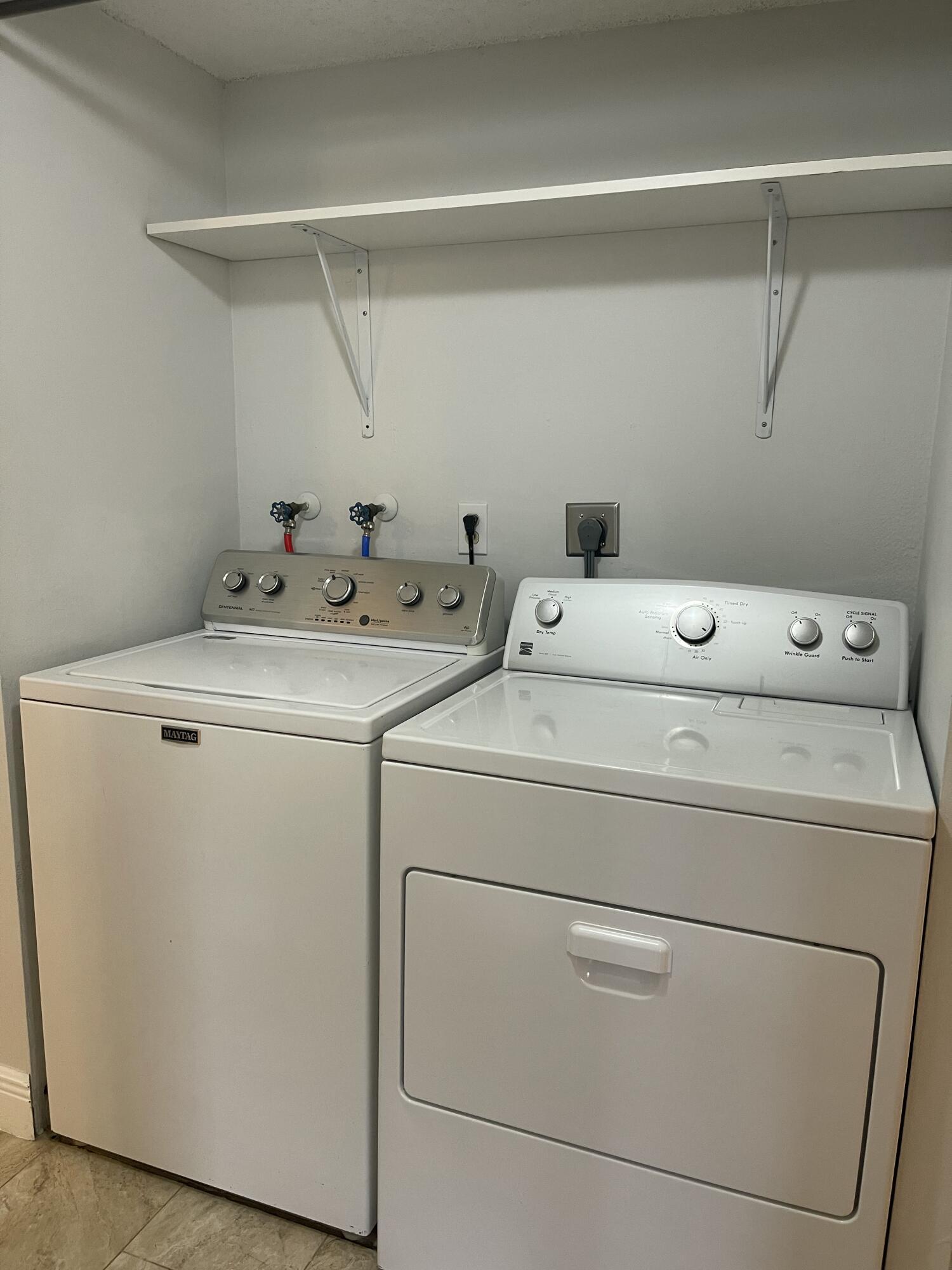Rental in Davie, FL