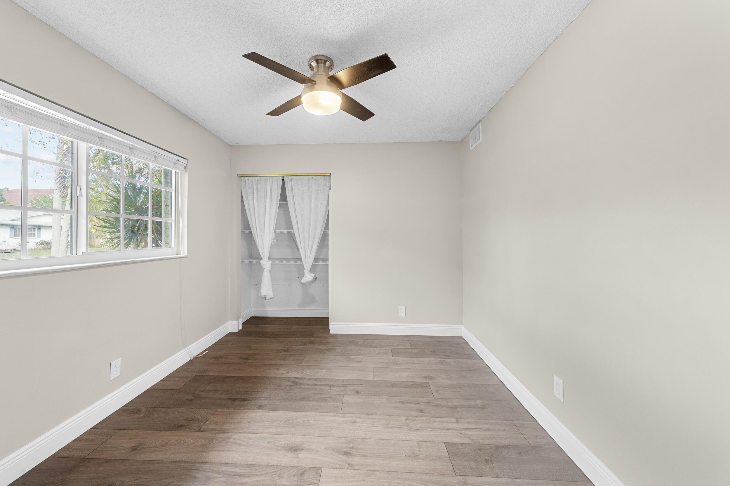 Listing photo 2 for 3136 NW 69th Court, Fort Lauderdale, FL, 33309