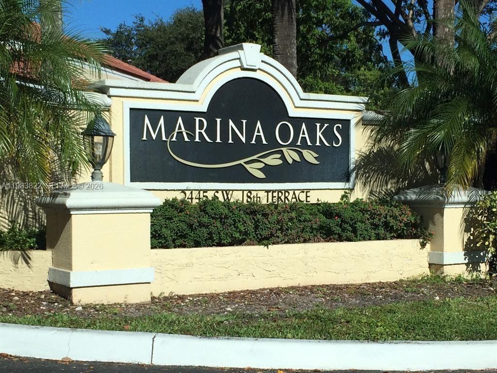 Listing photo 3 for 2445 SW 18th Ter Unit#124, Fort Lauderdale, FL, 33315