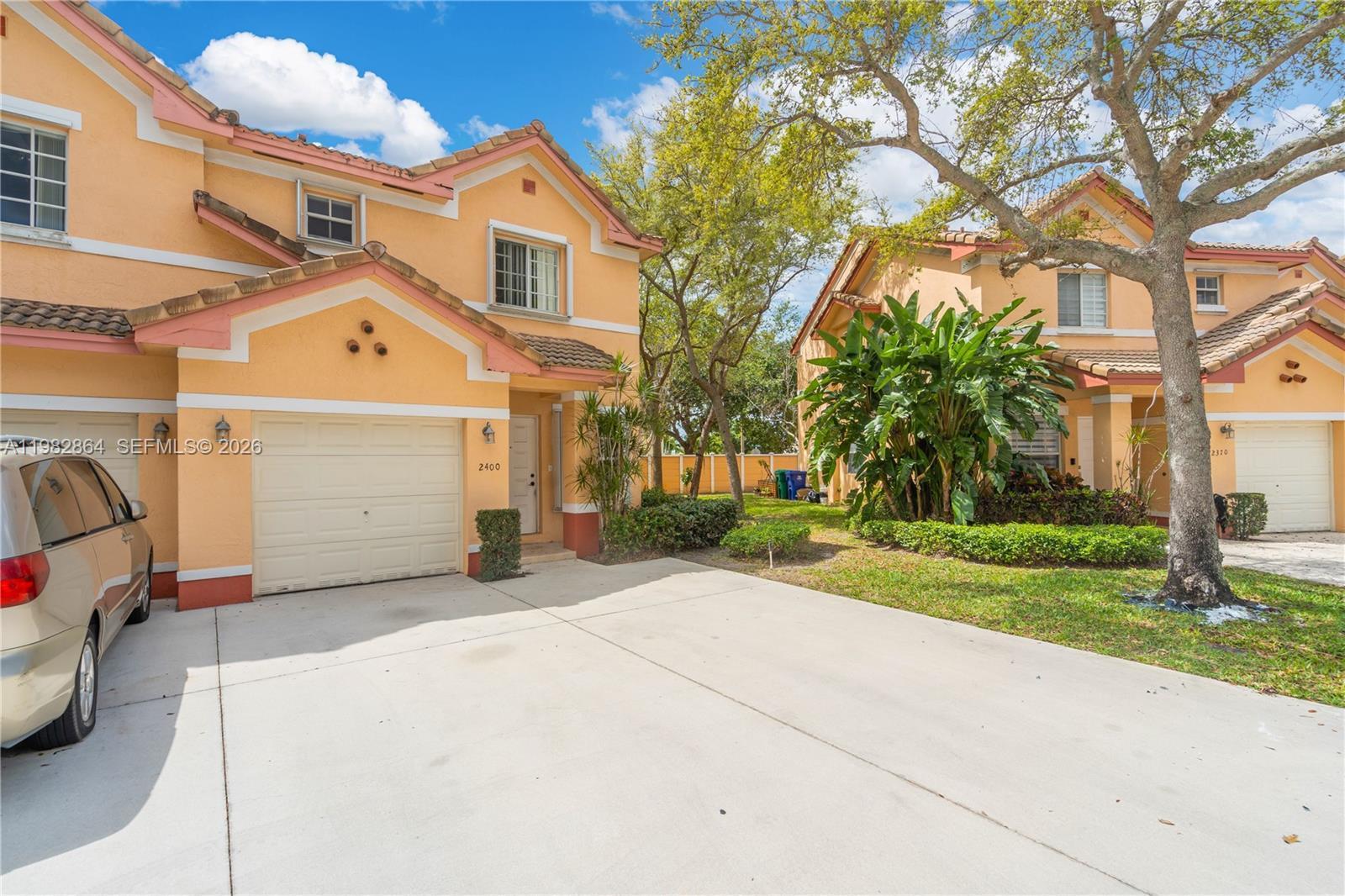 Listing photo 4 for 2400 SW 87th Way Unit#na, Miramar, FL, 33025
