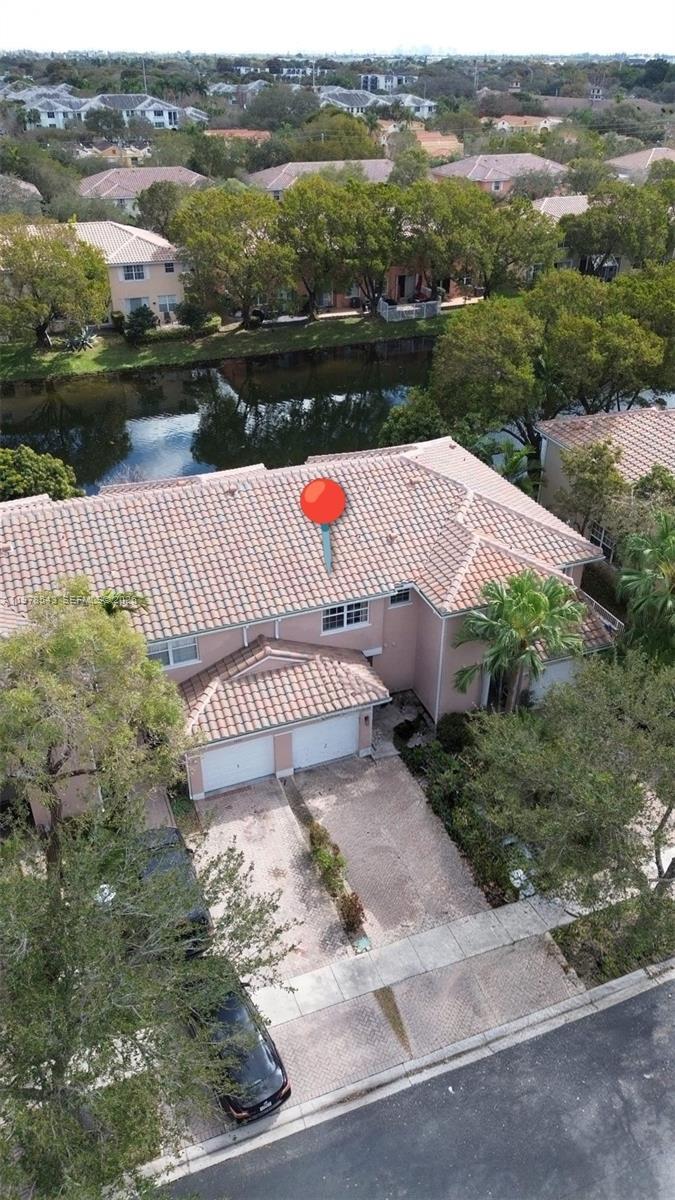 Listing photo 3 for 3930 NW 91st Ter Unit#3930, Sunrise, FL, 33351