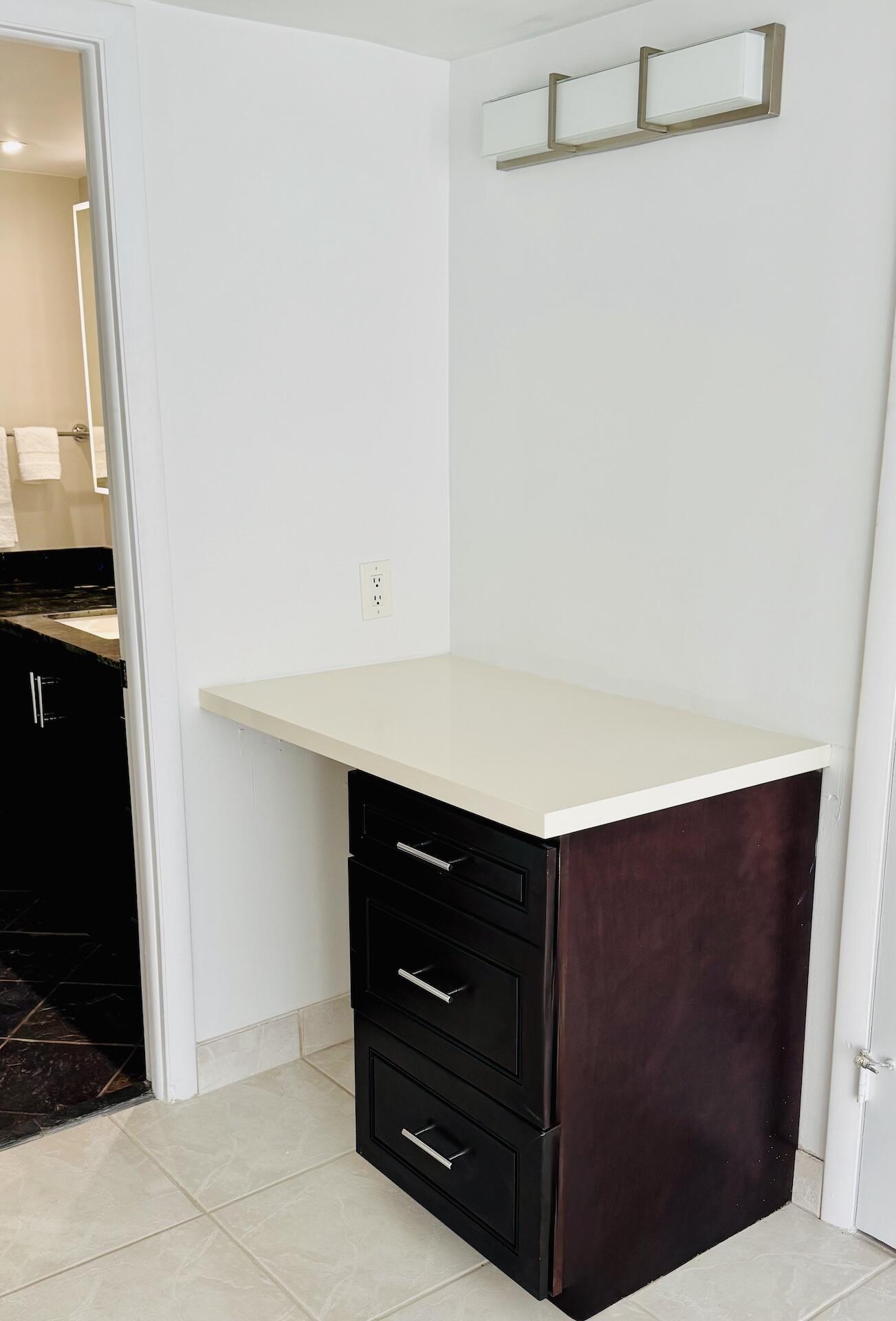 Listing photo 2 for 3400 Galt Ocean Drive Unit#2108s, Fort Lauderdale, FL, 33308