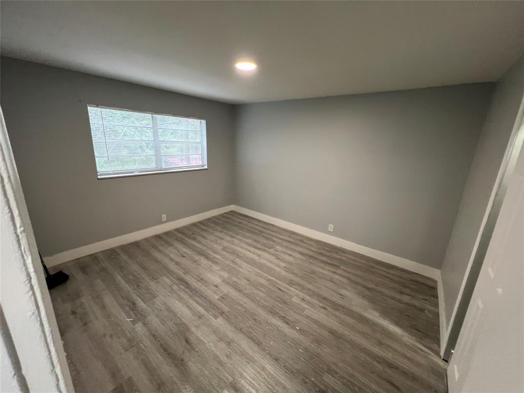 Listing photo 8 for 6840 Pembroke Road, Pembroke Pines, FL, 33023