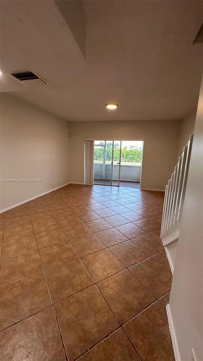 Listing photo 3 for 50 Key West Ct Unit#50, Weston, FL, 33326