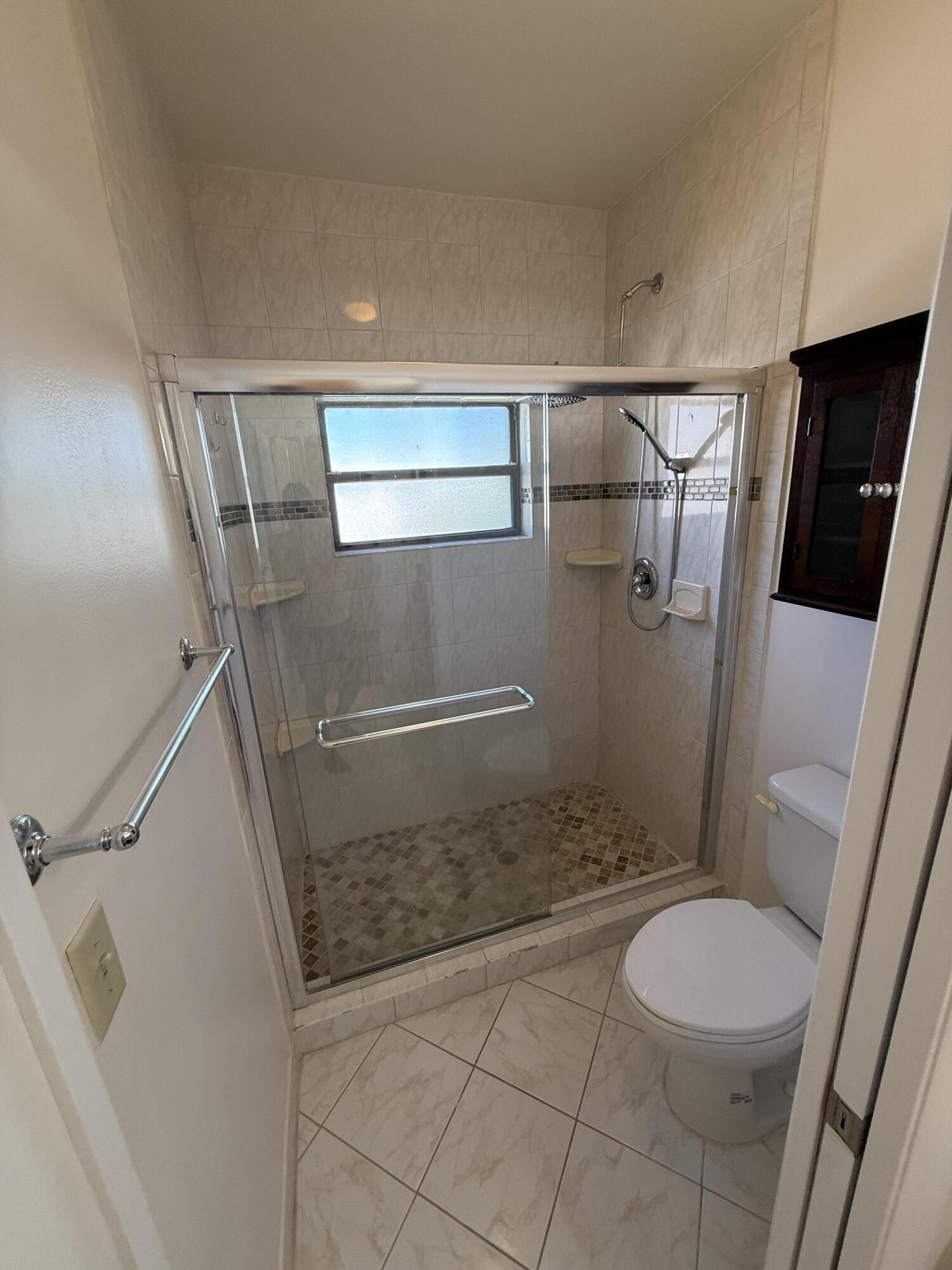 Listing photo 2 for 4538 NW 90th Avenue Avenue, Sunrise, FL, 33351