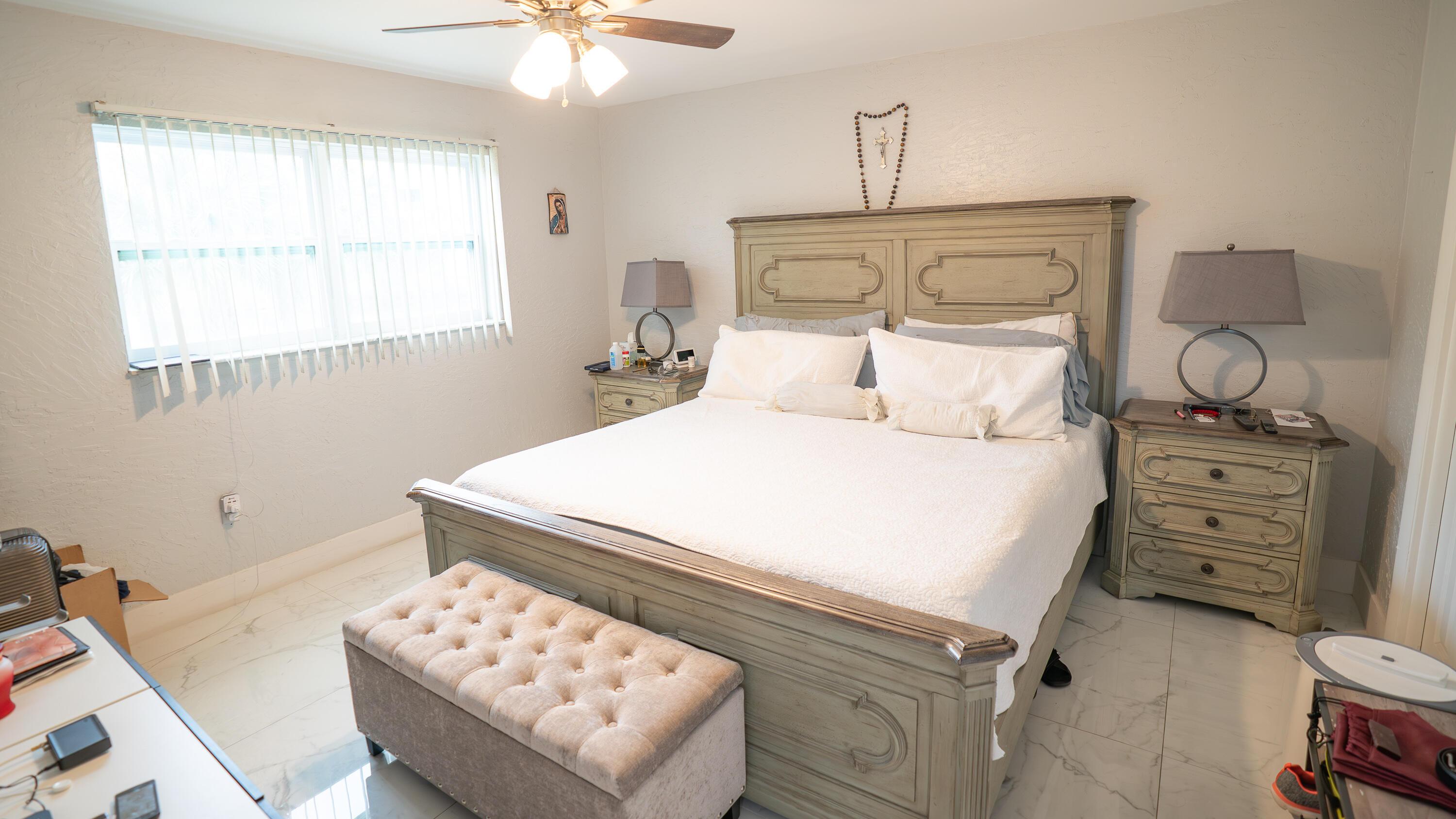 Listing photo 2 for 8285 Sunrise Lakes Boulevard Boulevard Unit#110, Sunrise, FL, 33322