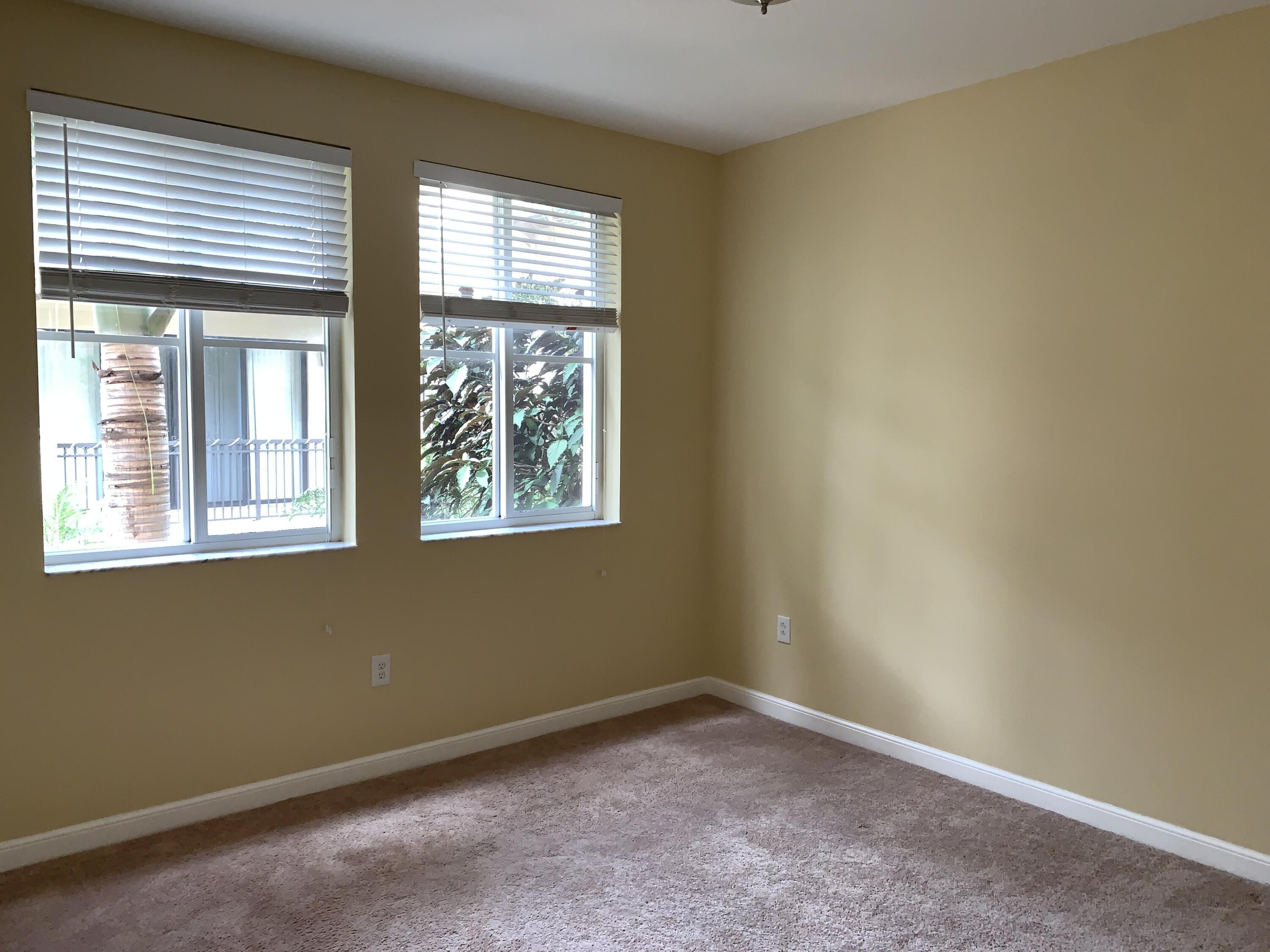 Listing photo 2 for 3055 NW 126th Avenue Avenue Unit#323, Sunrise, FL, 33323