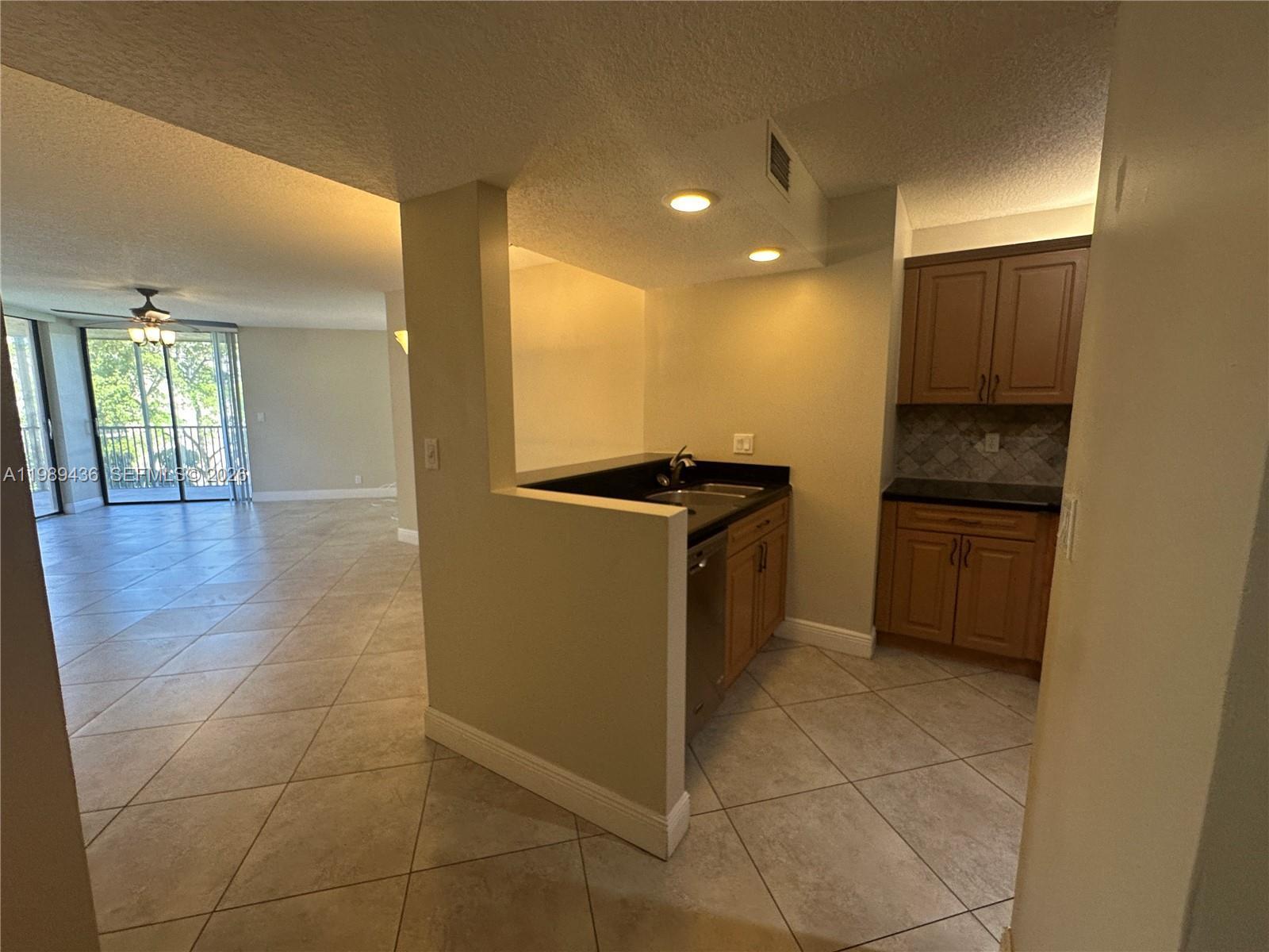 Rental in Plantation, FL