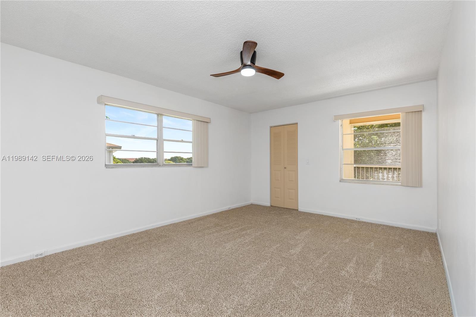 Listing photo 4 for 13250 SW 4th Ct Unit#401G, Pembroke Pines, FL, 33027