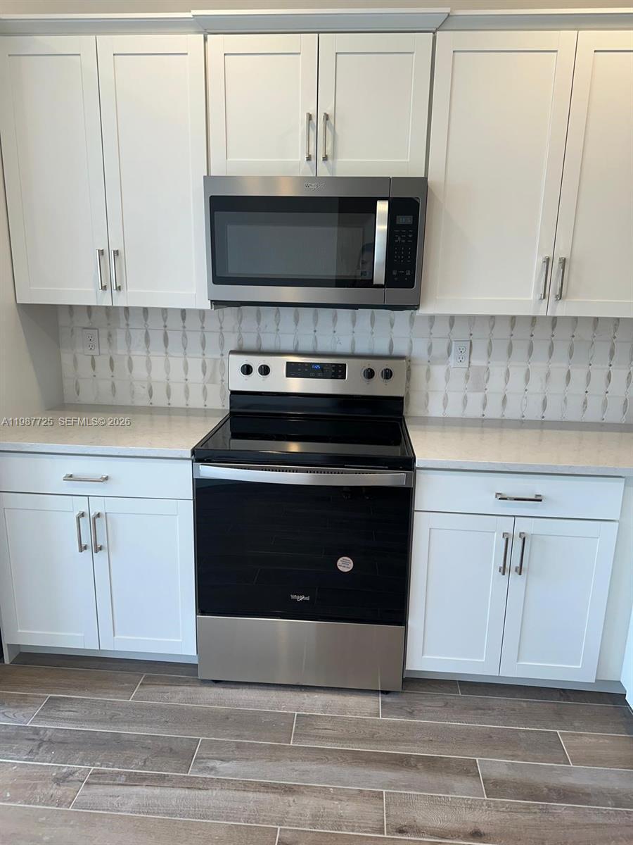 Listing photo 5 for 17173 SW 1st St, Pembroke Pines, FL, 33027