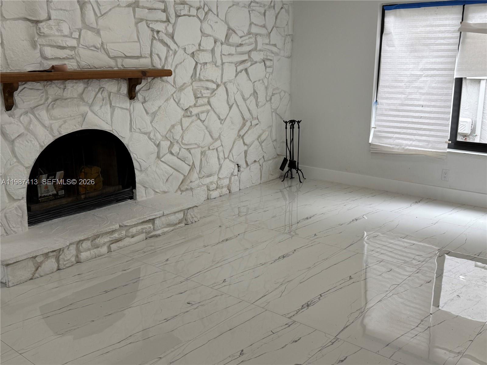 Listing photo 4 for 11100 NW 21st St, Sunrise, FL, 33322