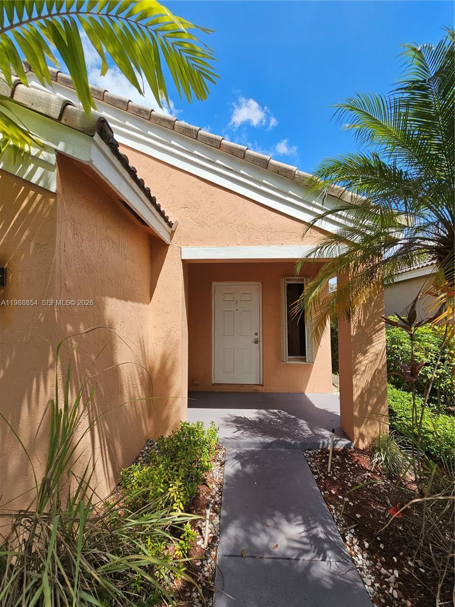 Listing photo 5 for 4279 Greenbriar Ln, Weston, FL, 33331
